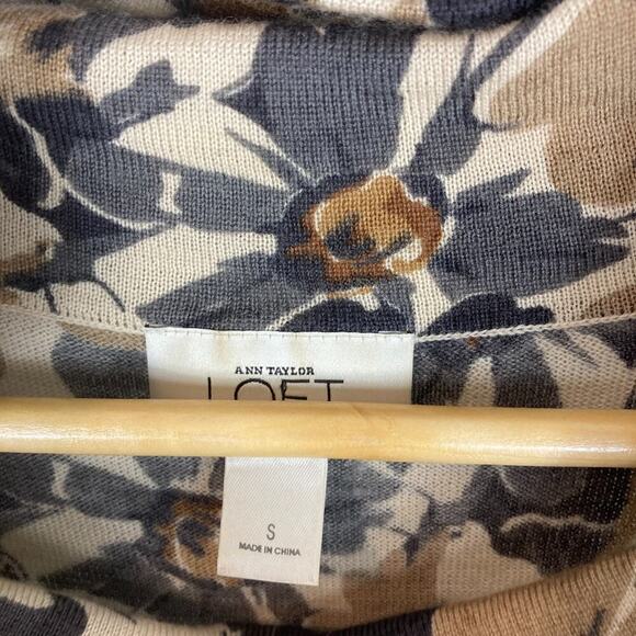 ann Taylor loft wool floral off shoulder top S - Picture 2 of 3